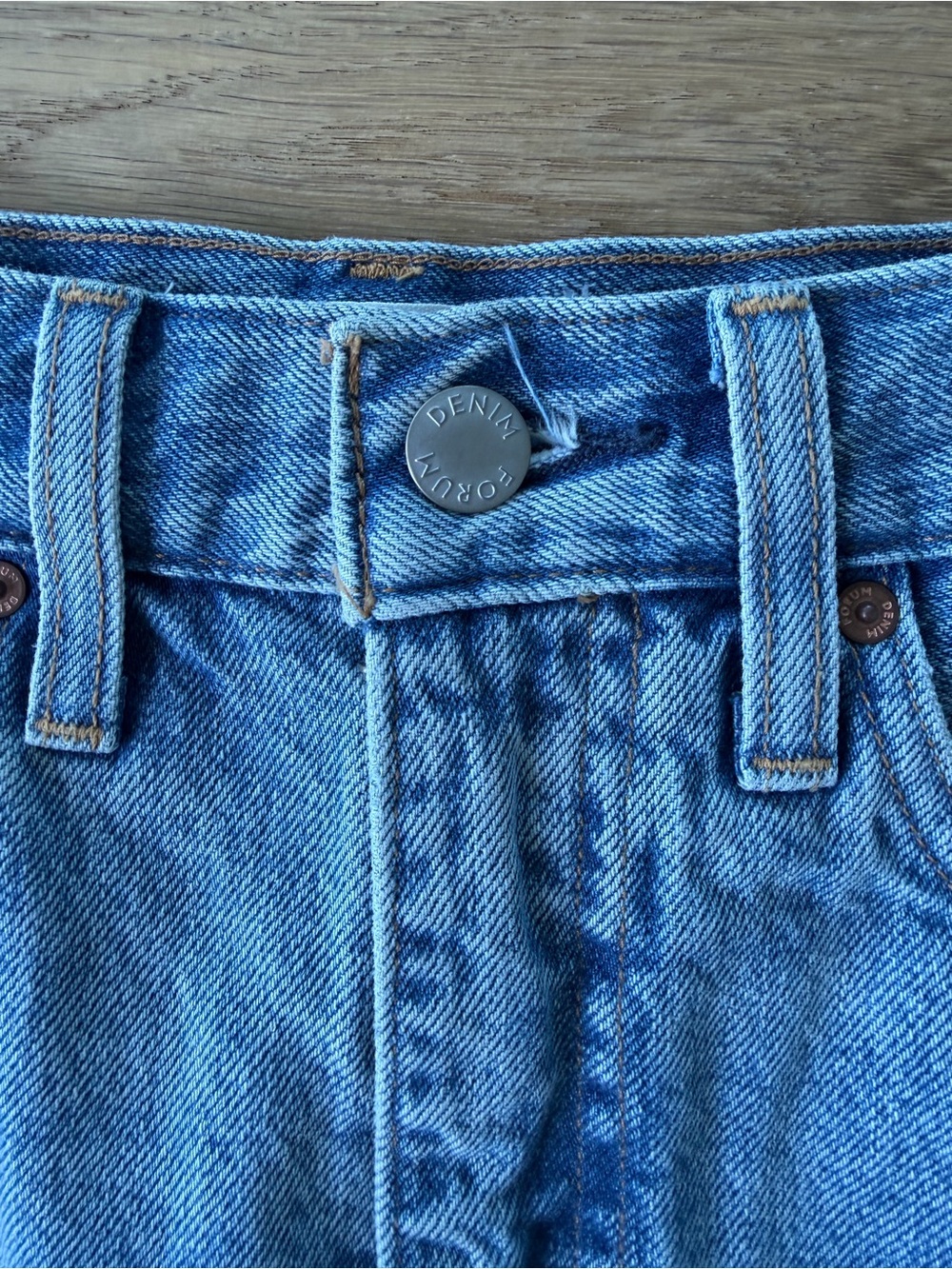 Aritzia Midi Denim Forum skirt sz 24 - Picture 11 of 12